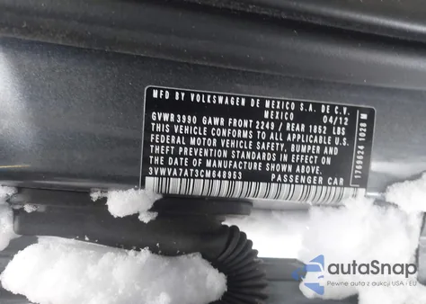 2012 Volkswagen Beetle 2.0T Turbo z USA, uszkodzony, nr VIN 3VWVA7AT3CM648953